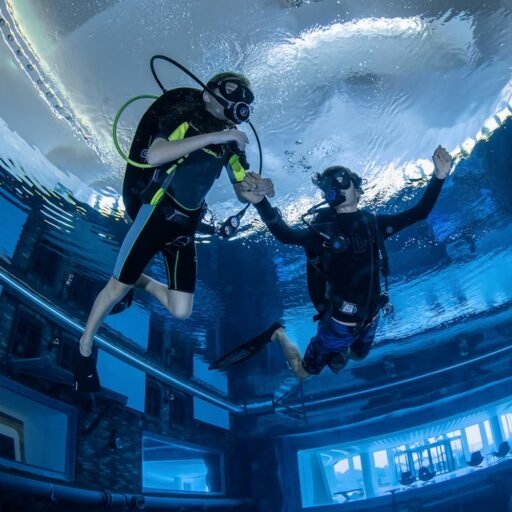 Deep Dive Dubai