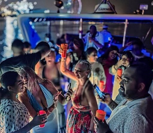 Dubai Yacht Party